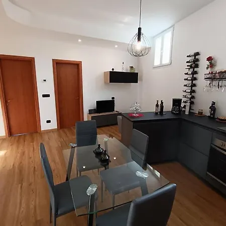 Casa Al Mare Vado Ligure